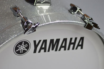 Yamaha Absolute Maple Hybrid Bass Drum 20x16 Silver Sparkle