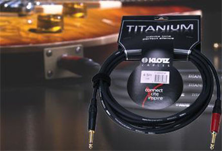 Klotz Titanium gitar kabel med silentPLUG 4,5 meter gold