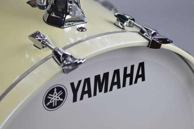Yamaha Absolute Maple Hybrid Bass Drum 22x18 Polar White