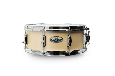 Pearl Decade Maple 14"x 5.5" Snare Drum | Satin Gold Meringue 14"x5.5"