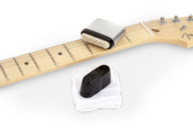 Fender® Speed Slick Guitar String Cleaner