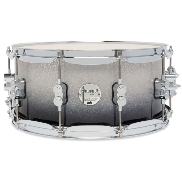 PDP Concept Maple Silver to Black Fade Lacquer 6.5x14 skarptromme med krom hardware