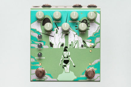 Old Blood Noise Endeavors Bathing Luminal Delay Pedal in Algae finish