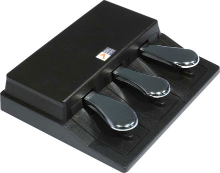Studiologic Piano style triple sustain pedal.